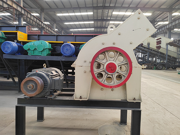 石灰石錘式破碎機(jī)