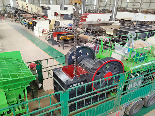 磷礦石破碎機(jī)價(jià)格多少，賣多少錢？