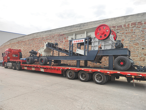 多功能碎石車型號、特點(diǎn)及價格